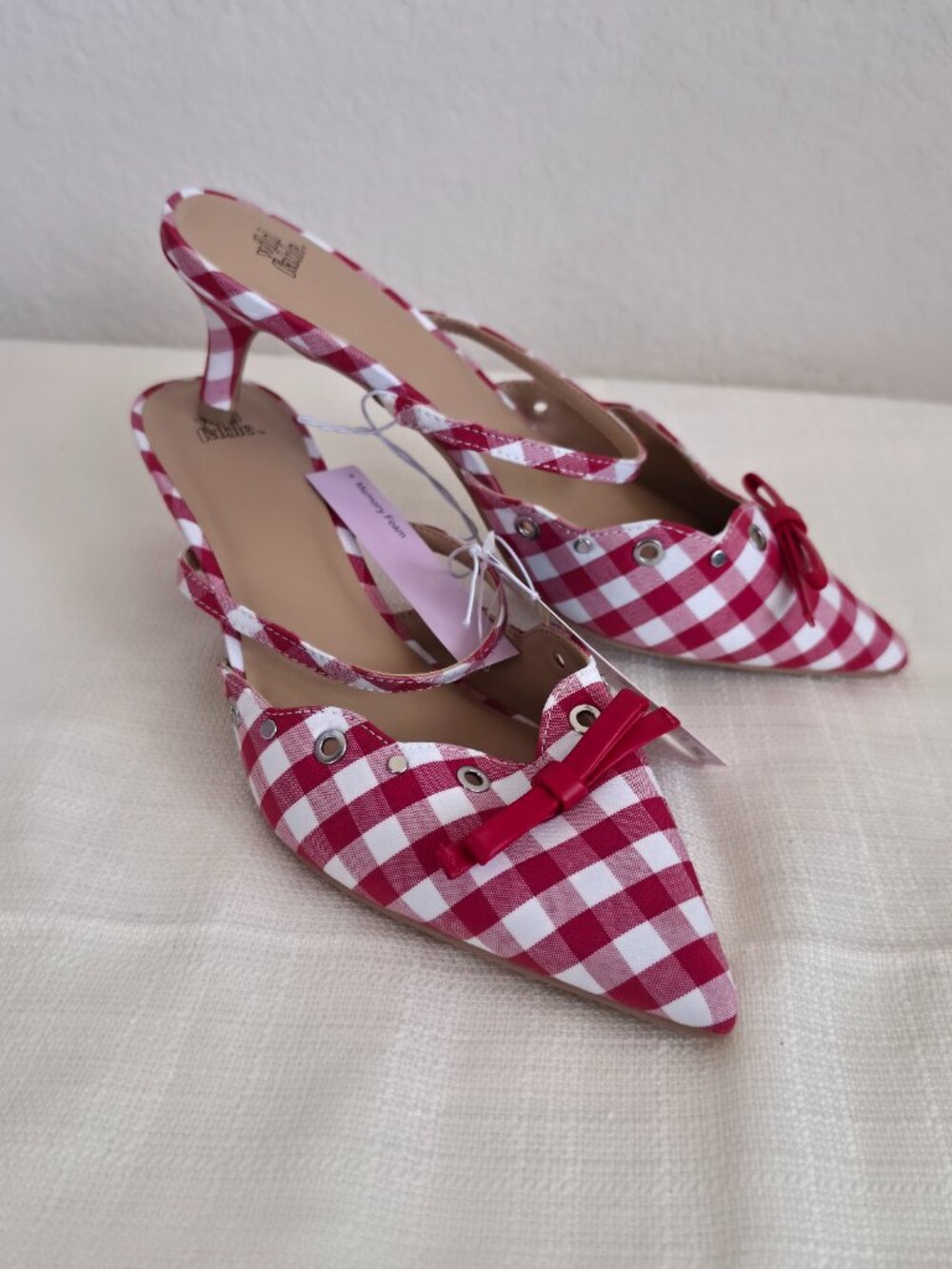 Wild Fable Lysandra Red & White Kitten Heels NWT 8